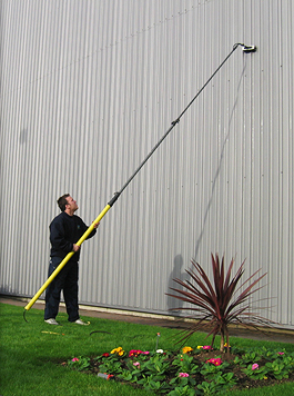 Reach and Wash Cladding Cleaning
